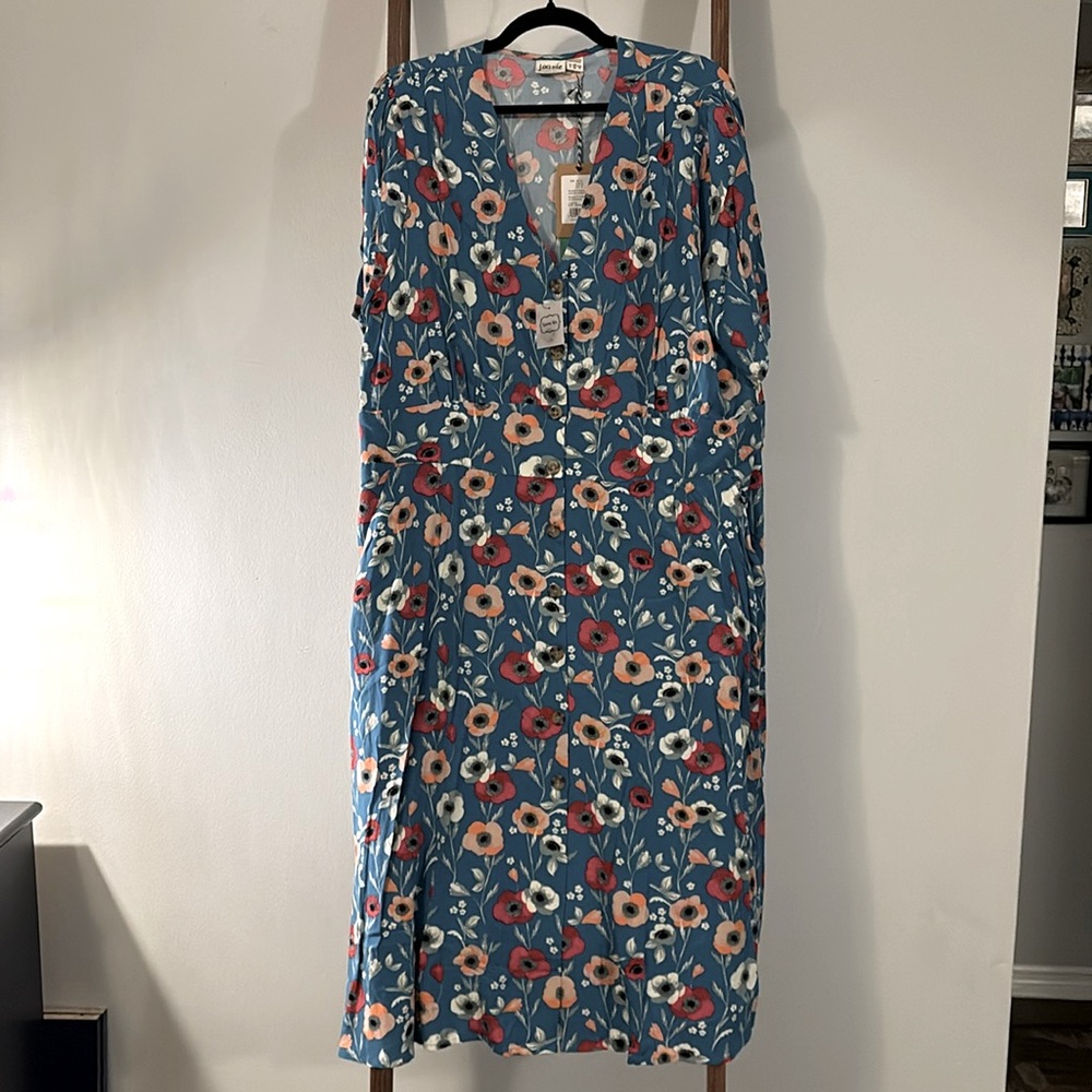 Joanie Floral Midi Dress with V-Neck